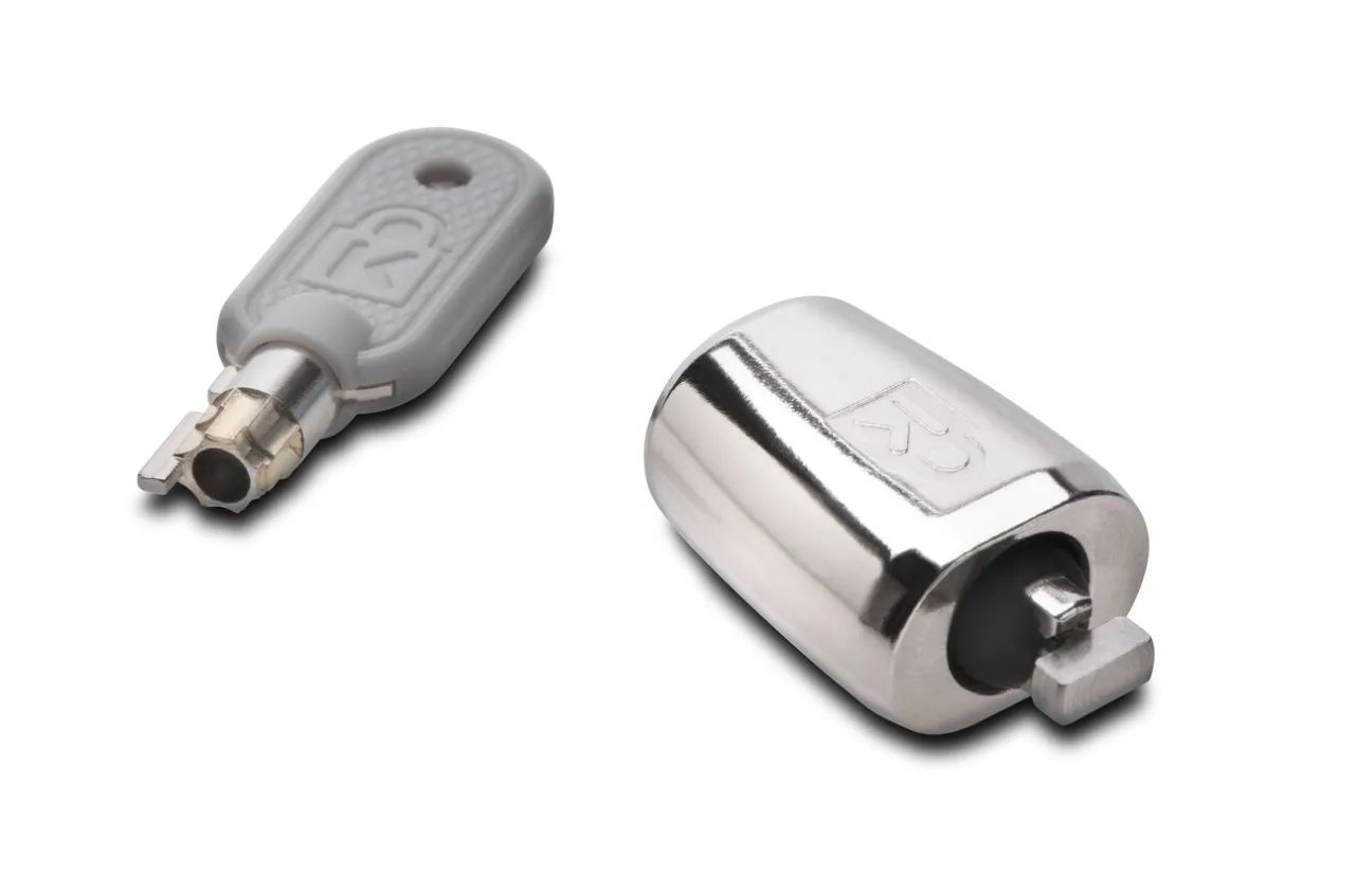 Discount Kensington MicroSaver® 2.0 Keyed Chassis Lock - Supervisor Keyed - TAA