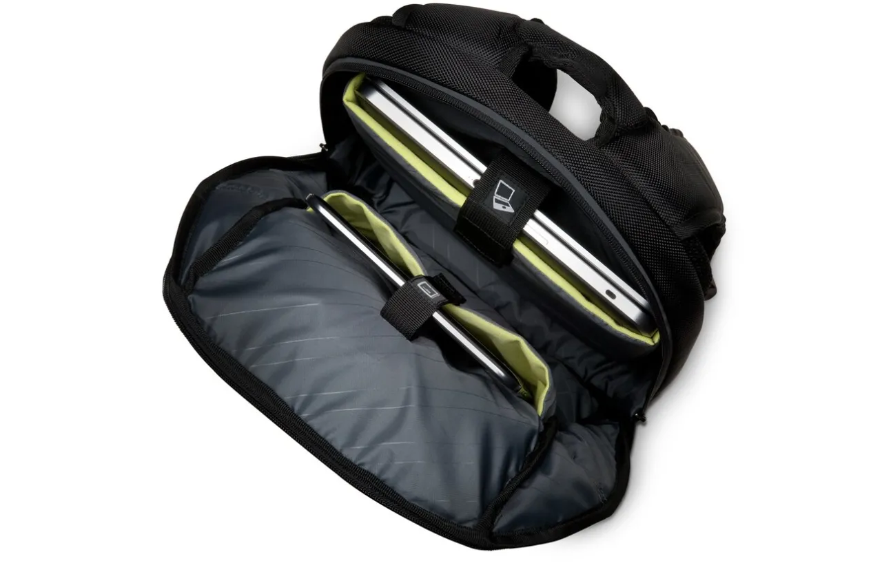 Store Kensington Triple Trek™ Ultrabook™ Optimized Backpack - 14"/35.6cm - Black