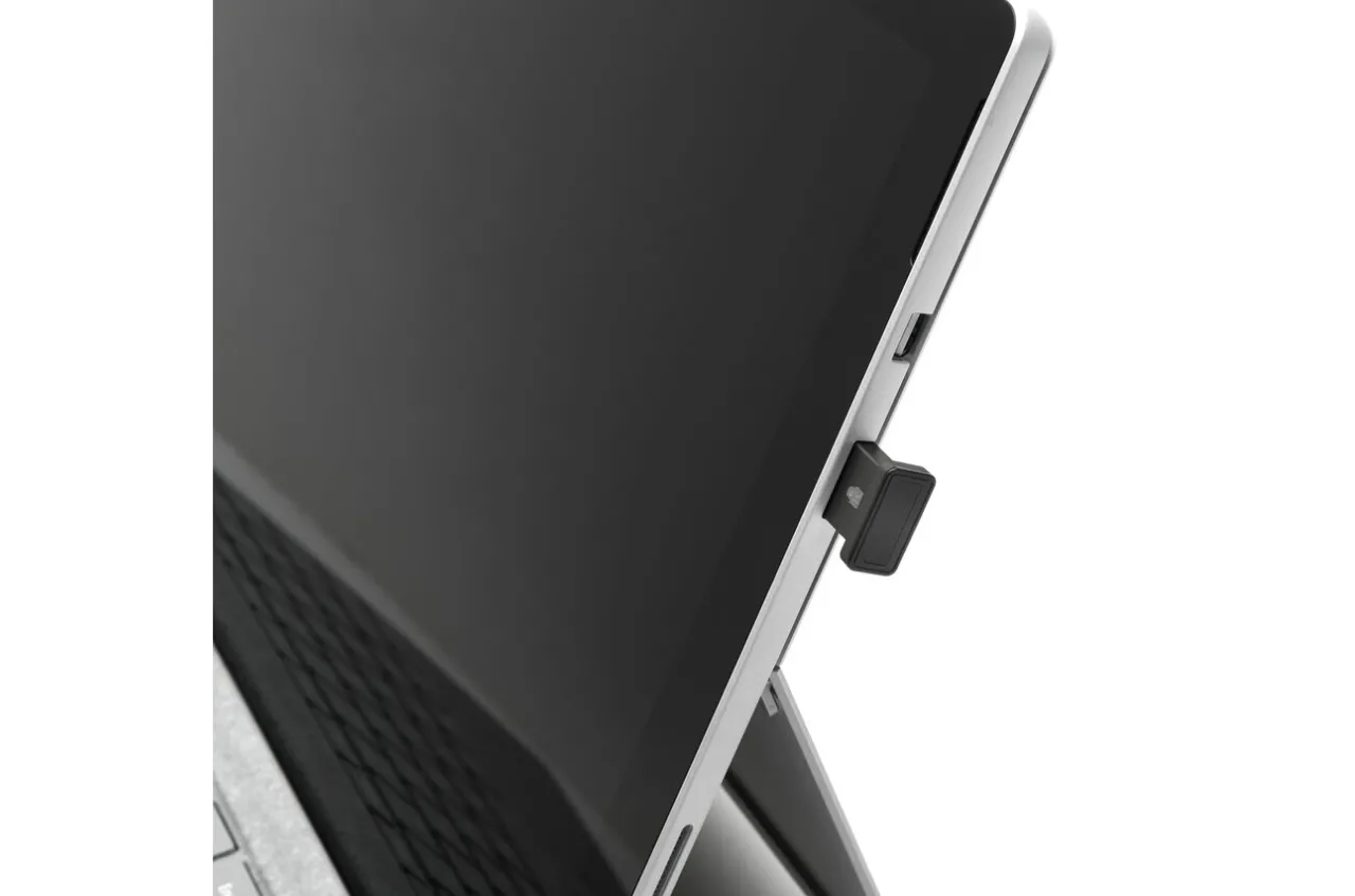 Clearance Kensington VeriMark™ Guard USB-A Fingerprint Security Key - FIDO2, WebAuthn/CTAP2, & FIDO U2F - Cross Platform