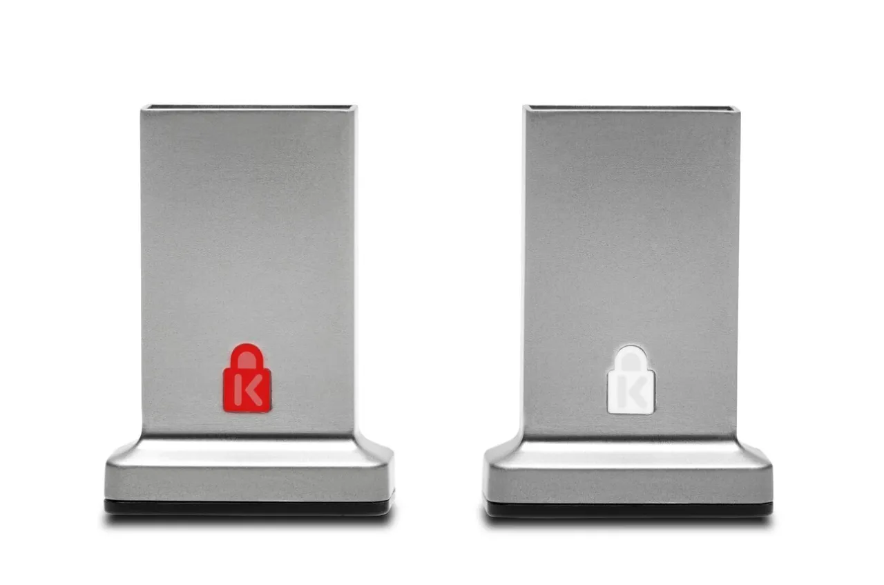Clearance Kensington VeriMark™ IT Fingerprint Key - Windows Hello™ & Windows Hello for Business™
